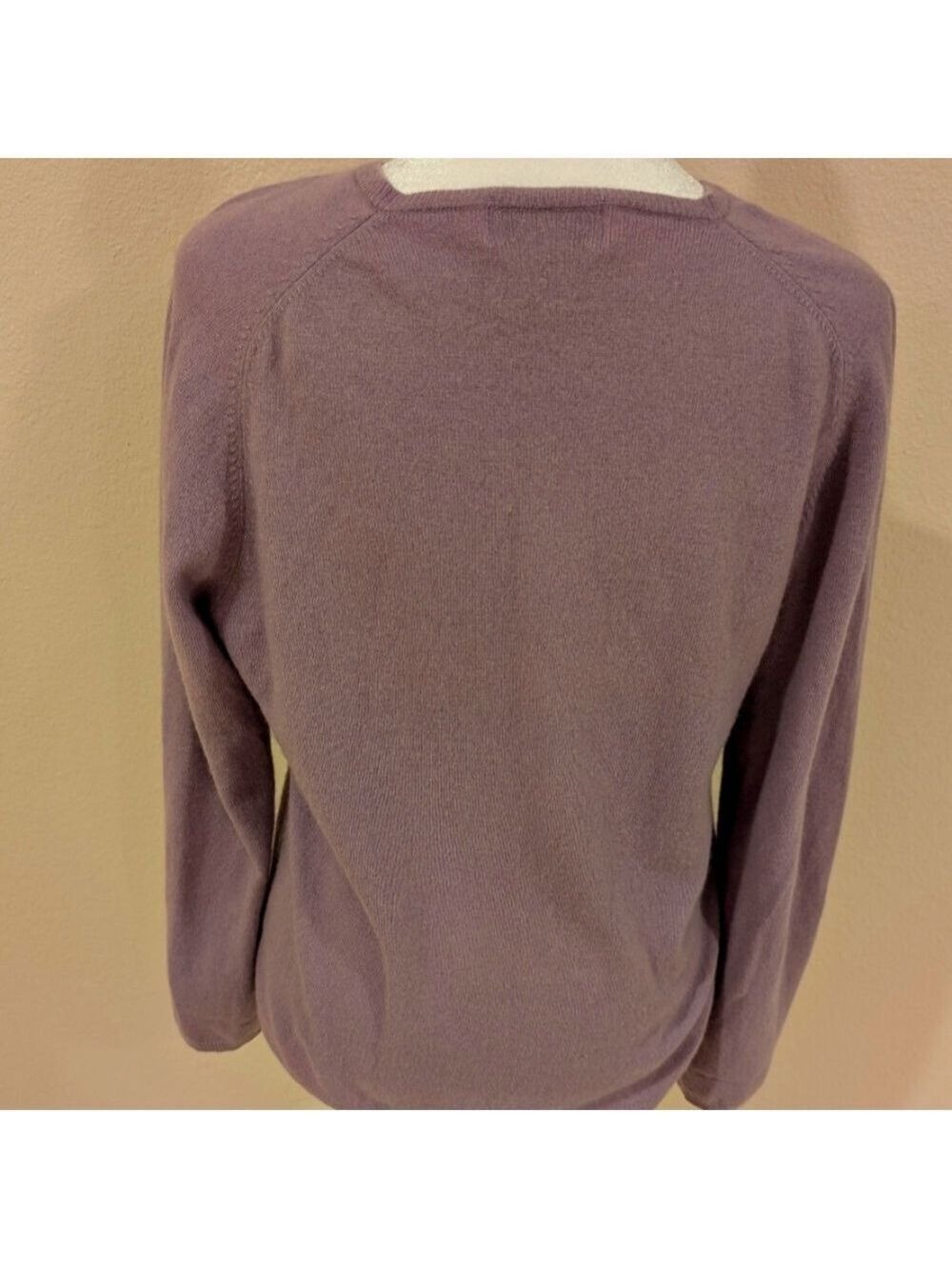 Sutton studio 100%Cashmere Made in Australia , Medium, light purple, Cardigan. - Picture 3 of 7